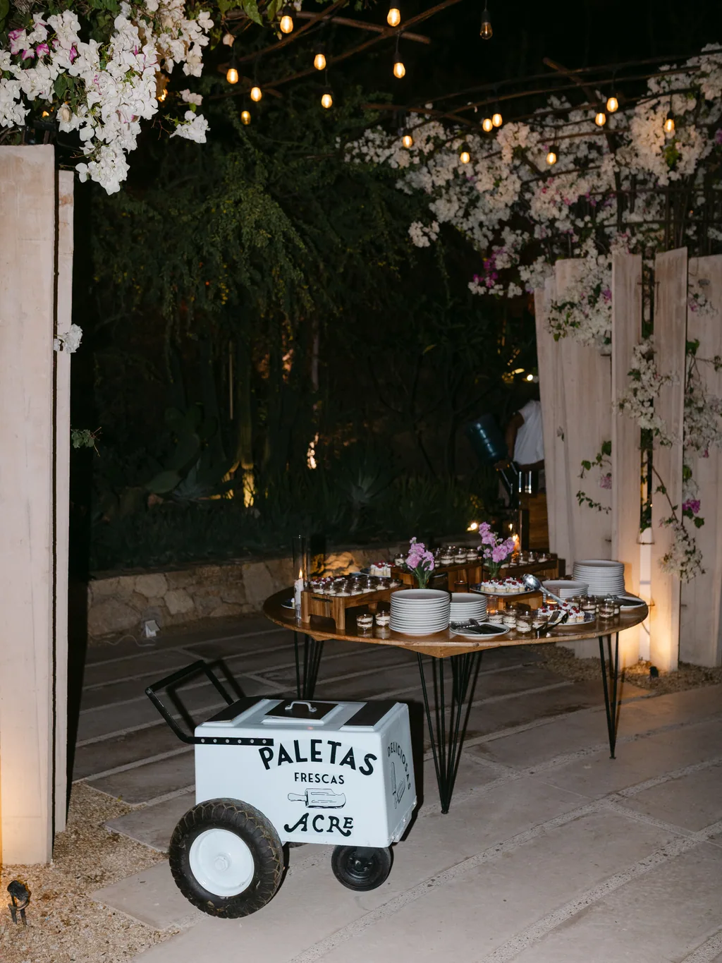 The paletas cart waiting at the edge of the party